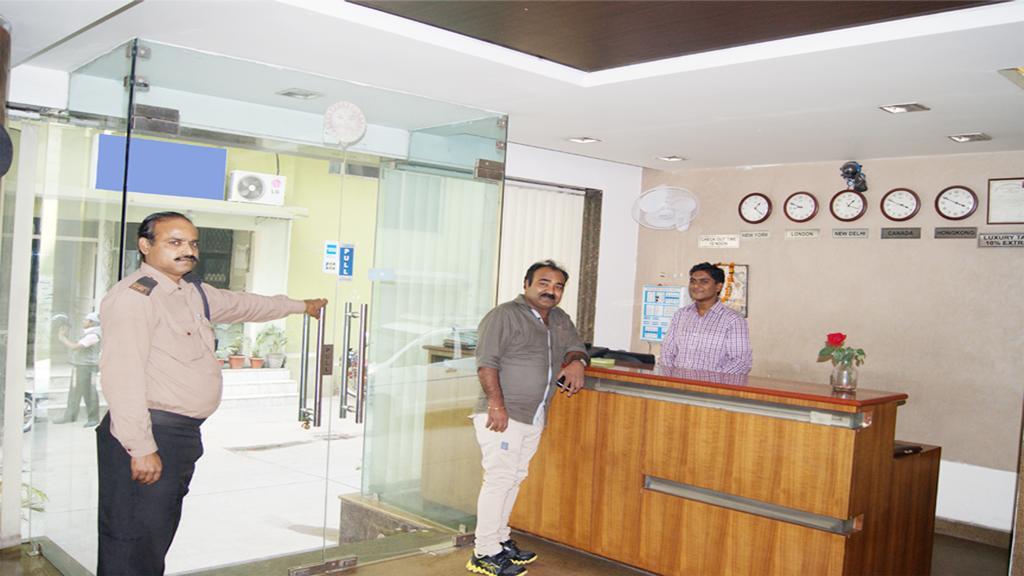 Airport Hotel Daya Capitol New Delhi Luaran gambar