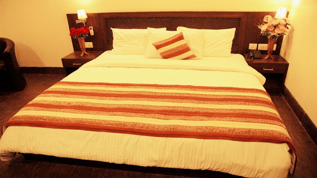 Airport Hotel Daya Capitol New Delhi Luaran gambar