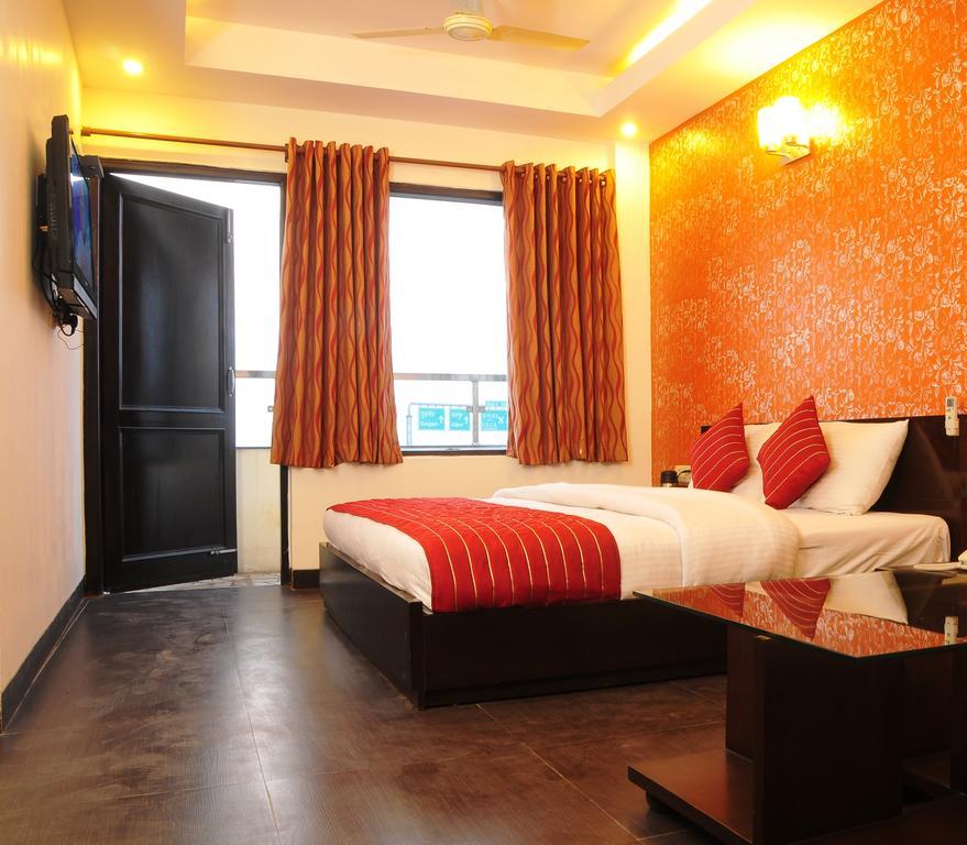 Airport Hotel Daya Capitol New Delhi Luaran gambar