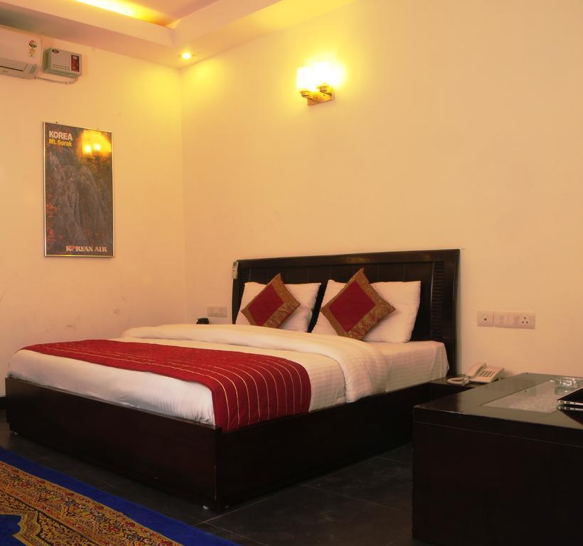 Airport Hotel Daya Capitol New Delhi Luaran gambar