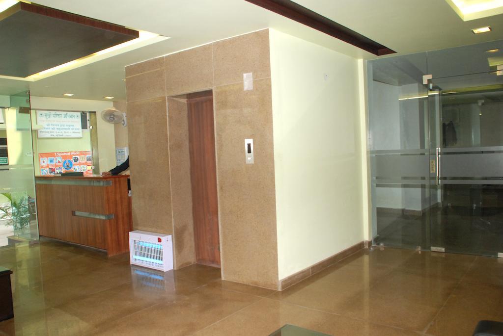 Airport Hotel Daya Capitol New Delhi Luaran gambar