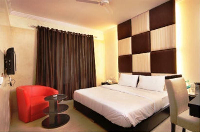 Airport Hotel Daya Capitol New Delhi Luaran gambar