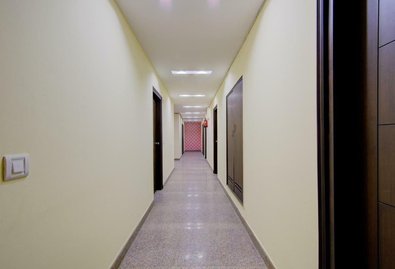 Airport Hotel Daya Capitol New Delhi Luaran gambar