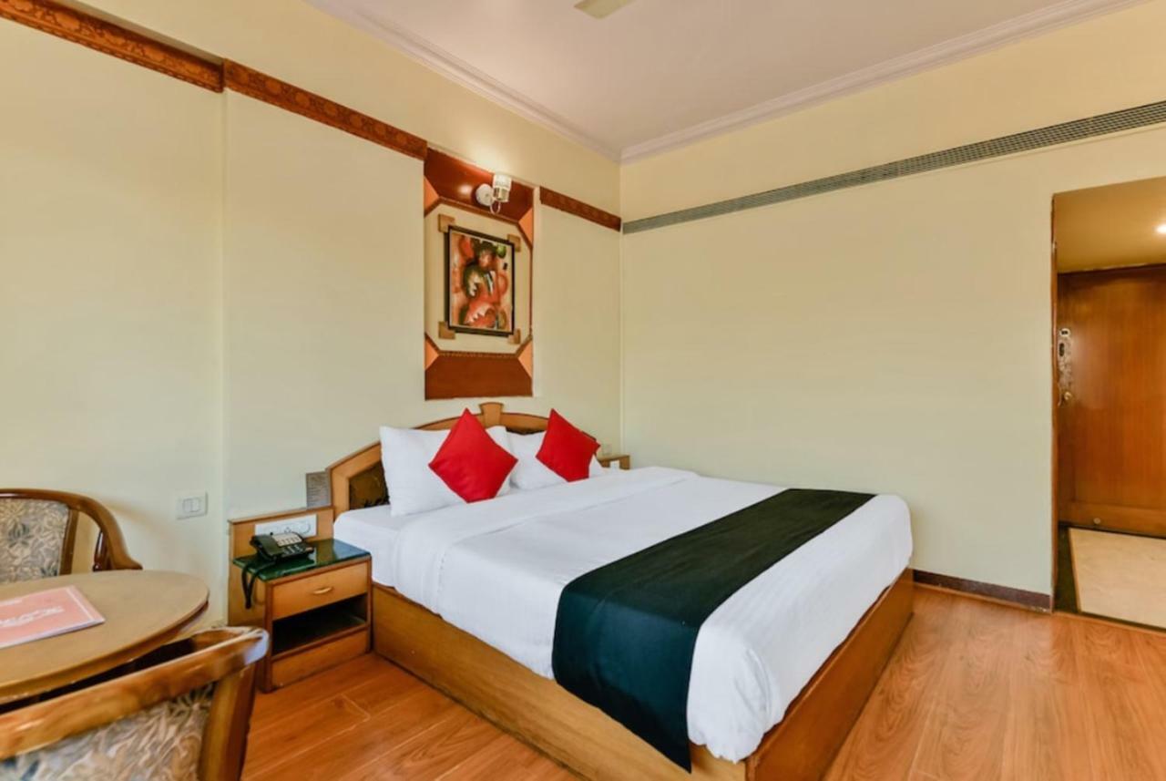 Airport Hotel Daya Capitol New Delhi Luaran gambar
